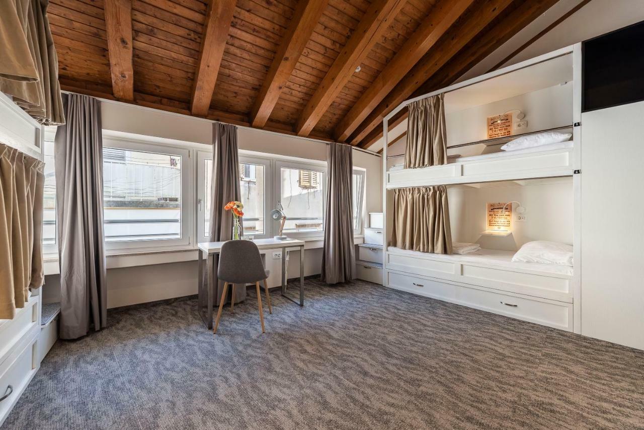 Hostel Downtown Boutique
