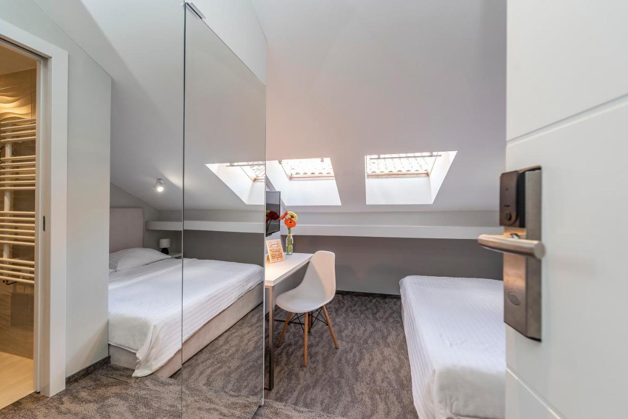 Downtown Boutique Hostel *