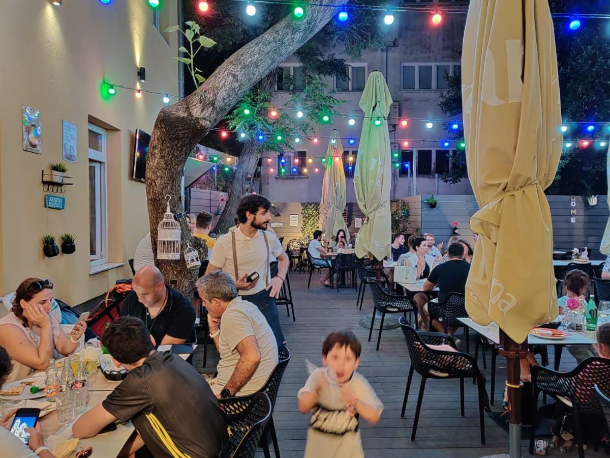 Downtown Boutique Hostel *
